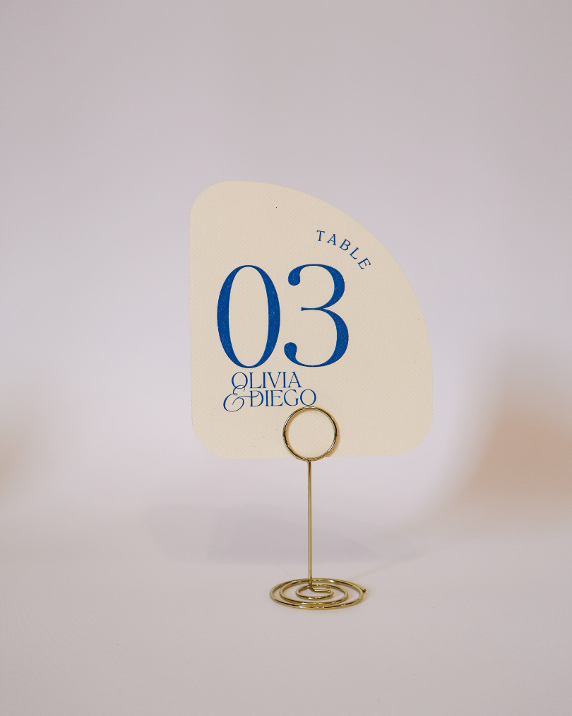 Números de mesa en papel texturizado con base metálica (10 piezas)